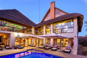 Vaal River YOLO Spaces - Vaal River Bush Lodge